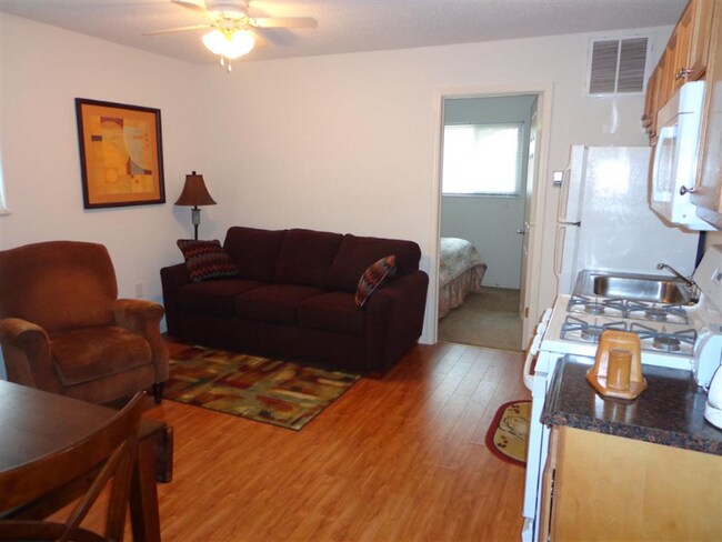 Photo - 1955 S Reynolds Rd