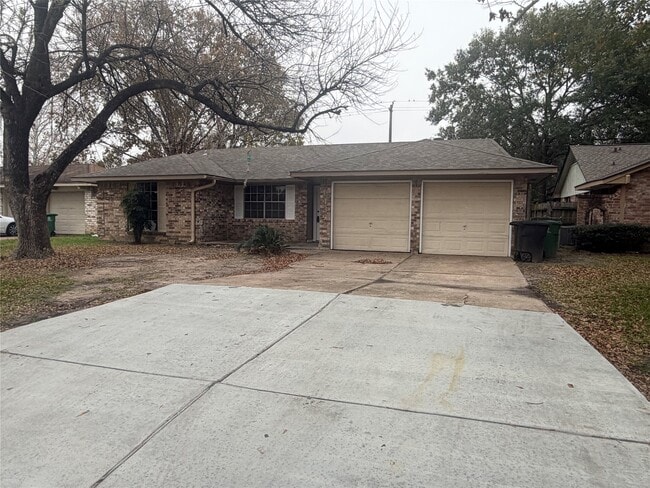 Photo - 6439 Deirdre Anne Dr