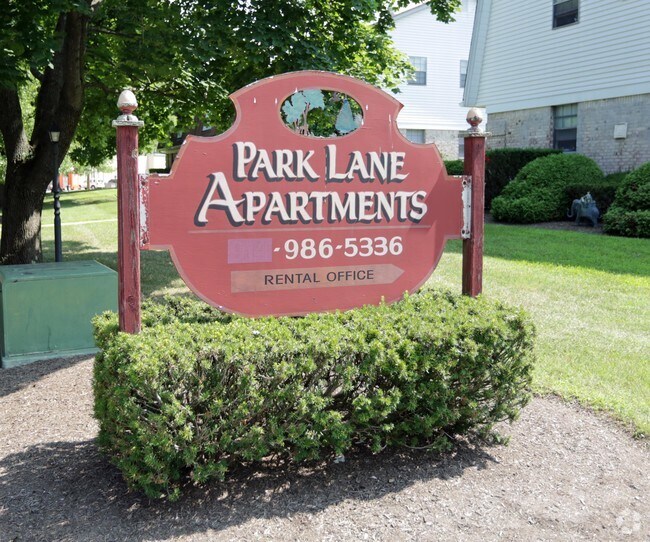 Park Lane Apartments - Park Lane Apartments