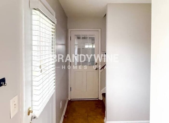 Photo - 1533 Siskin Dr