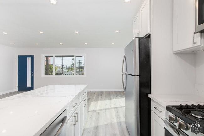 Photo - 3872 Bentley Ave Unidad B