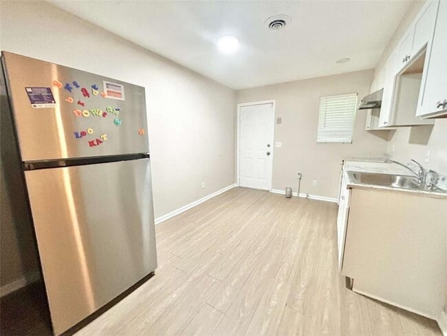 Photo - 6450 Raymond Dr