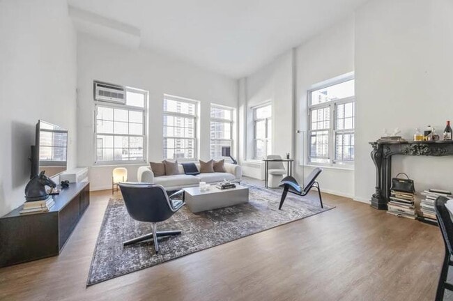 Building Photo - 77 Fulton St Rental