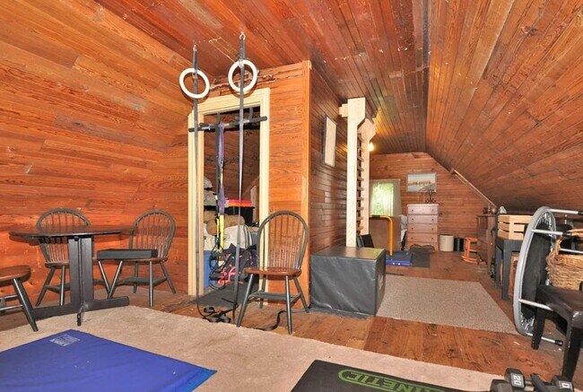 Spacious 3BR/3BA Home in Bangor – 1,859 Sq Ft – $1,950/Month