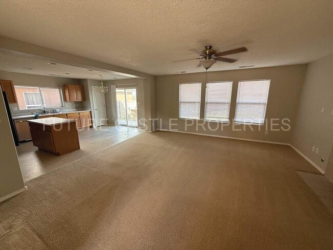 Photo - 11108 Fiesta Park St NW