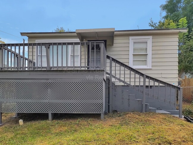 Building Photo - 274 Booker St SW