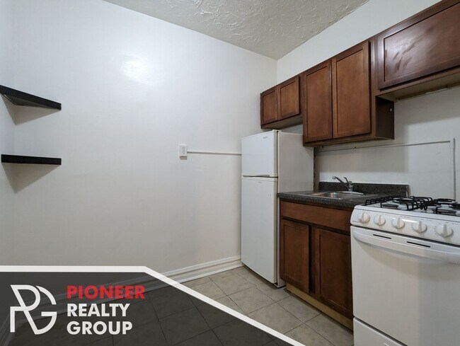 Photo - 4829 N Damen Ave Unidad 207