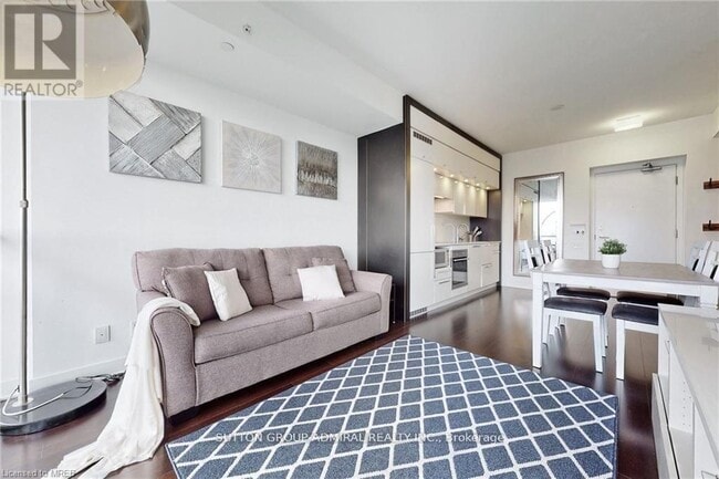 Photo - 15 Grenville St Unit 3706