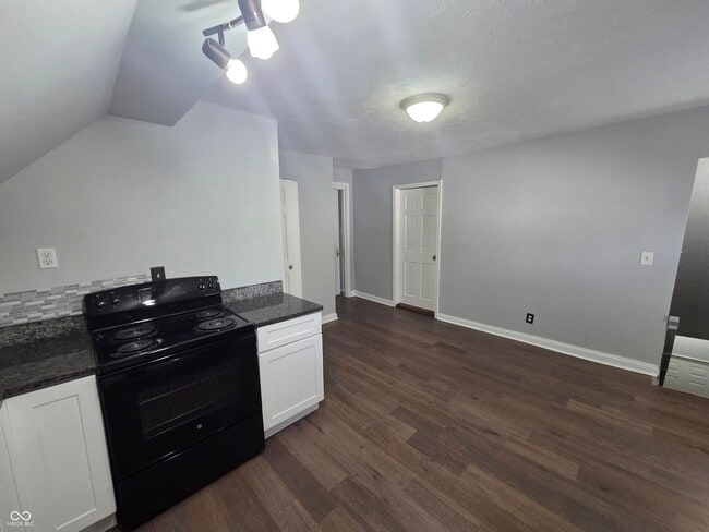 Photo - 2805 Boulevard Pl