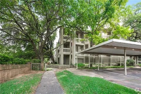 Building Photo - 5310 Keller Springs Rd Rental