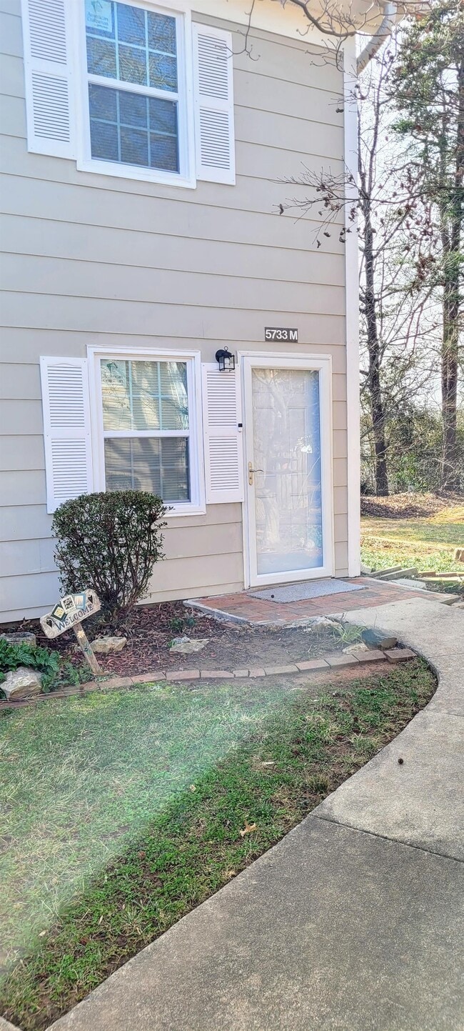 Photo - 5733 Bramblegate Rd