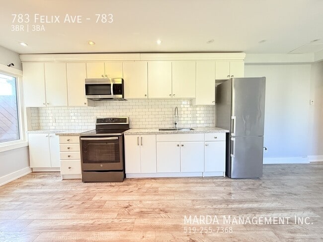 Photo - SPACIOUS 3 BED/2.5 BATH SEMI-DETACHED HOME WEST WINDSOR + HYDRO & GAS Unit 783