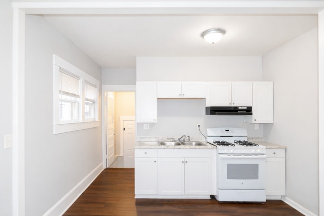 Photo - Bright & Remodeled 3-Bedroom Home with Basement and Washer/Dryer Hookup