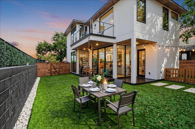 Photo - 1901 Hamilton Ave