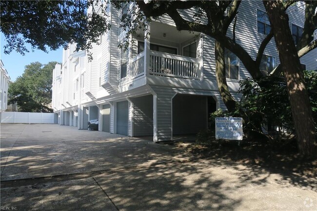 Building Photo - 2900 Bente Way Rental