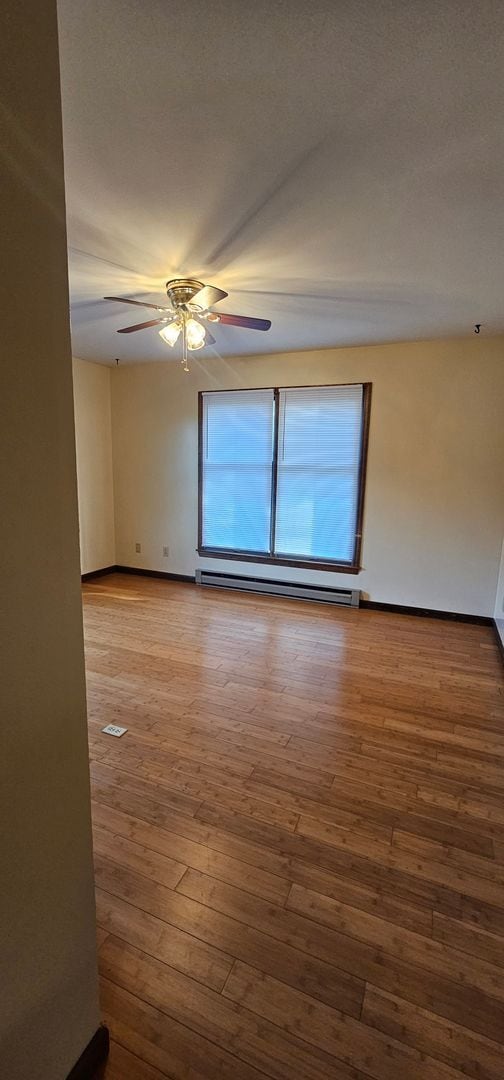 Building Photo - 2 Bedroom 1 Bath House $1,600 - Available May 2026! Unit 144 South Corl Street
