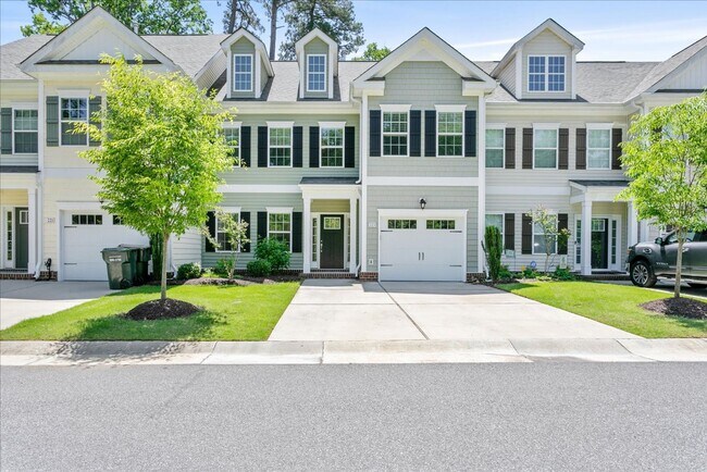 Photo - York County - Townhomes at Martin Farm