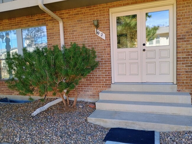 Building Photo - 10360 E Jewell Ave Unit #92