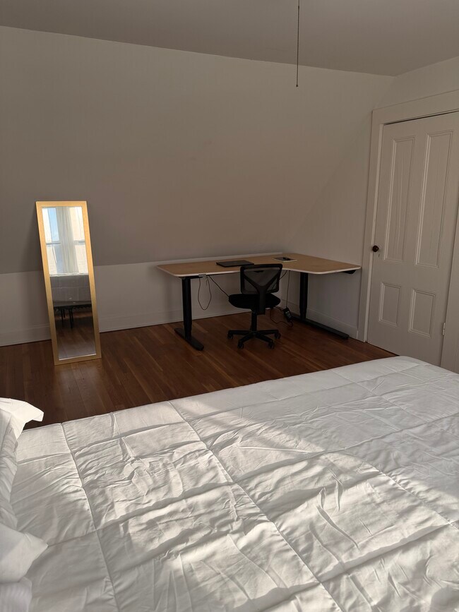 Photo - 104R Homes Ave