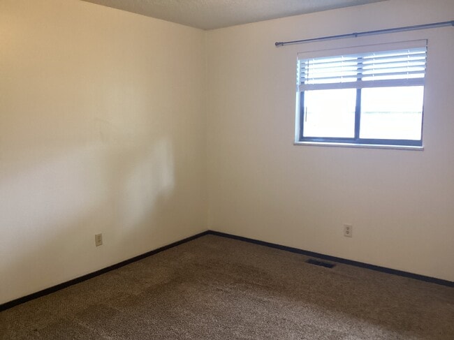 Photo - 813 Pine Ave Unit Duplex