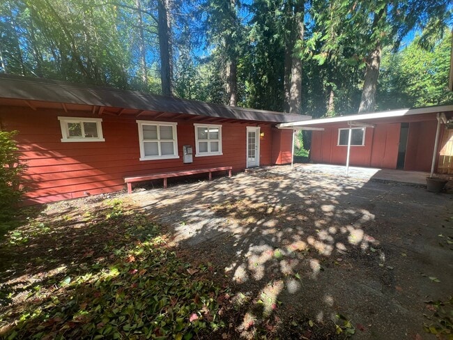 Building Photo - 1220 Garrison Ave