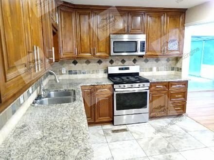 2301 Ava Pl