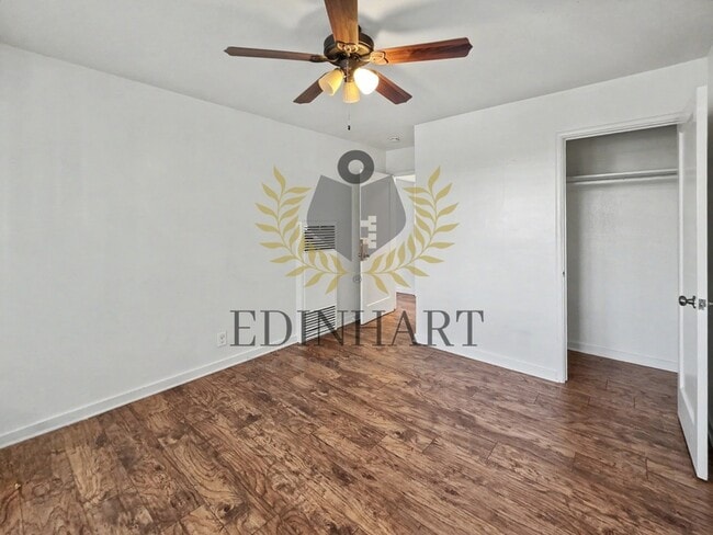 Photo - 1916 E Hunter Ave