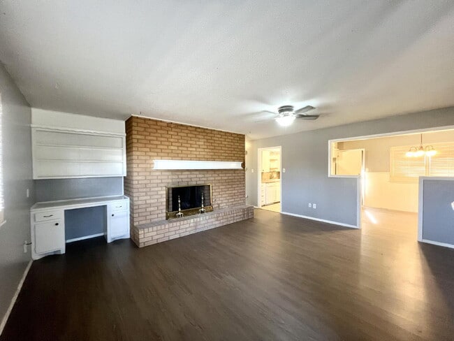 Photo - 6903 Hartford Ave