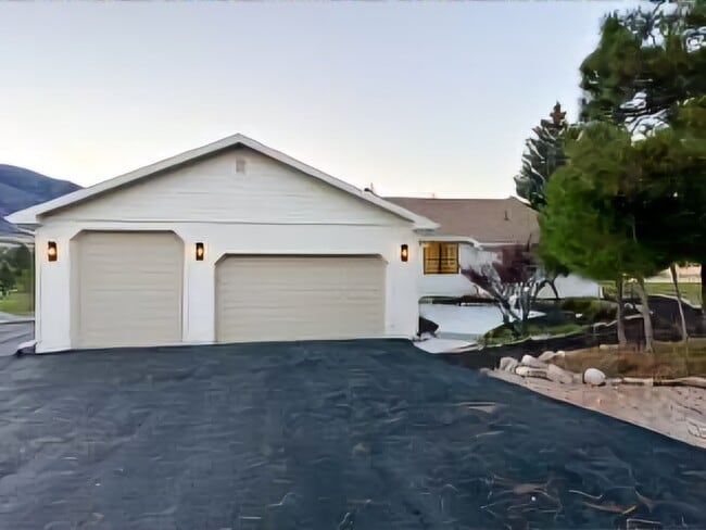 Photo - 3425 Fuller Dr