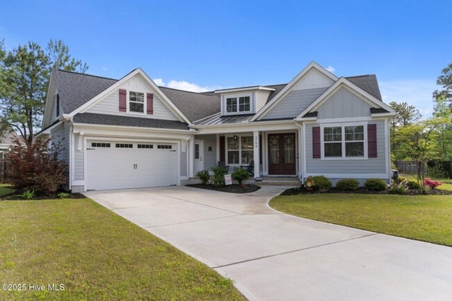 Welcome to this stunning 4-bedroom, 3.5-ba... - Welcome to this stunning 4-bedroom, 3.5-ba... House