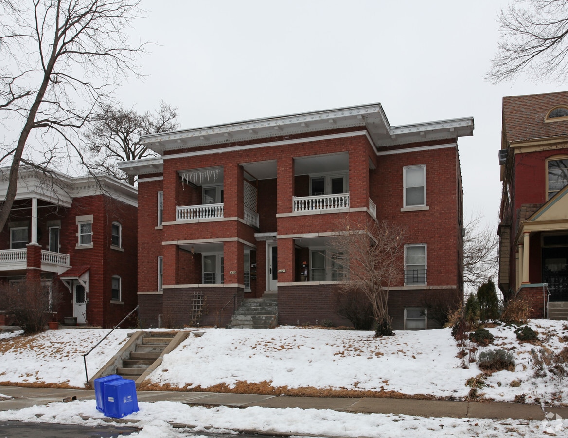 Photo - 3619-3621 Wyandotte St