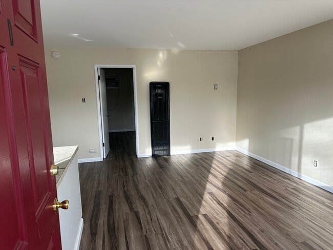 Photo - 2423 North Ave Unit D