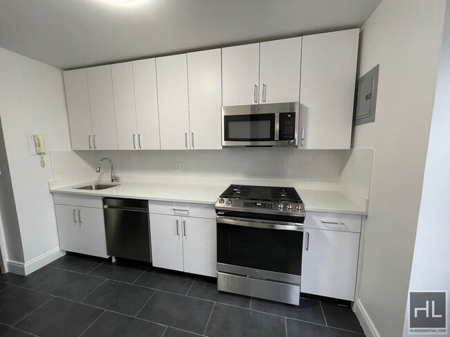 Photo - E 88th St Unit 10A