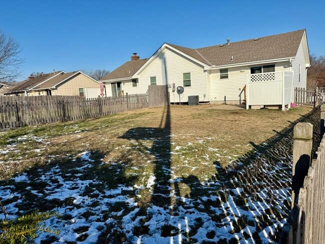 Photo - 3BR Duplex with Garage & Fenced Yard