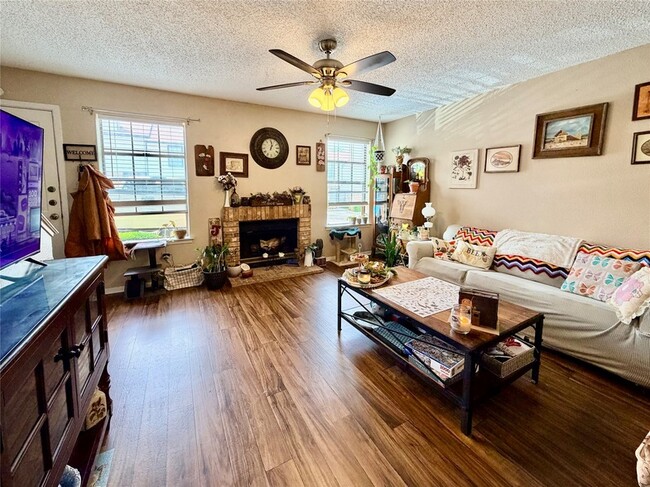 Photo - 1251 Dallas Dr