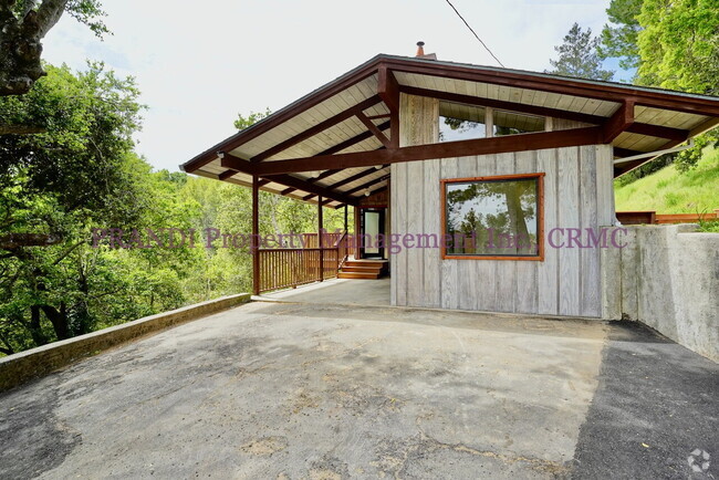 Building Photo - 10 Herrera Ct Rental