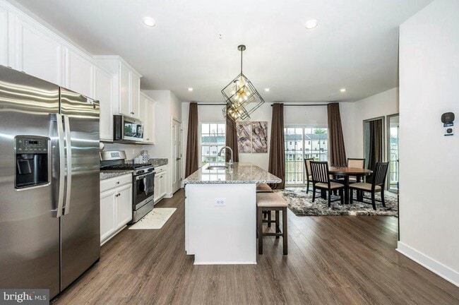 Photo - 324 Pemberton Park Ln