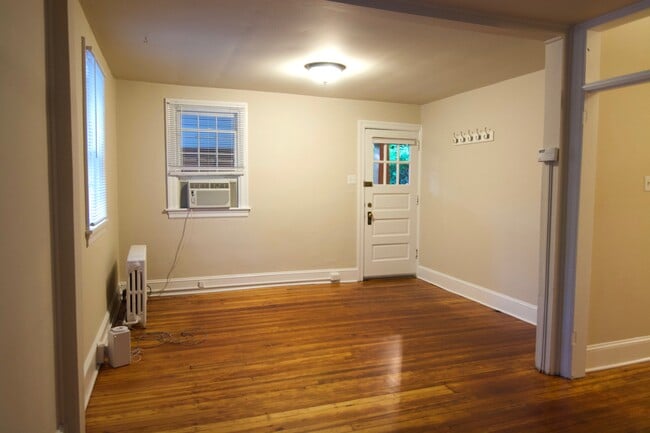 Photo - 327 Valley Brook Rd Unit 327 Apartment