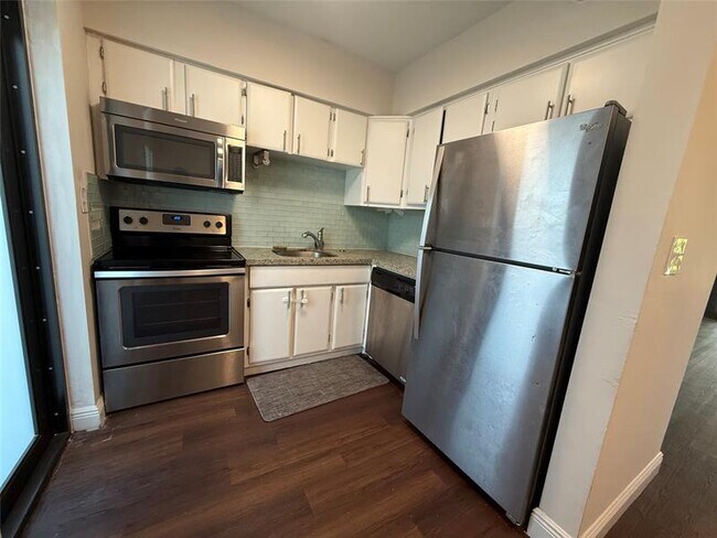 Photo - 2255 NE 51st St Unit A5