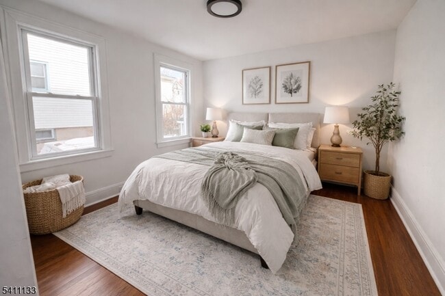 Building Photo - 25 Elm St