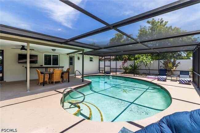 Photo - 542 SE 33rd Terrace