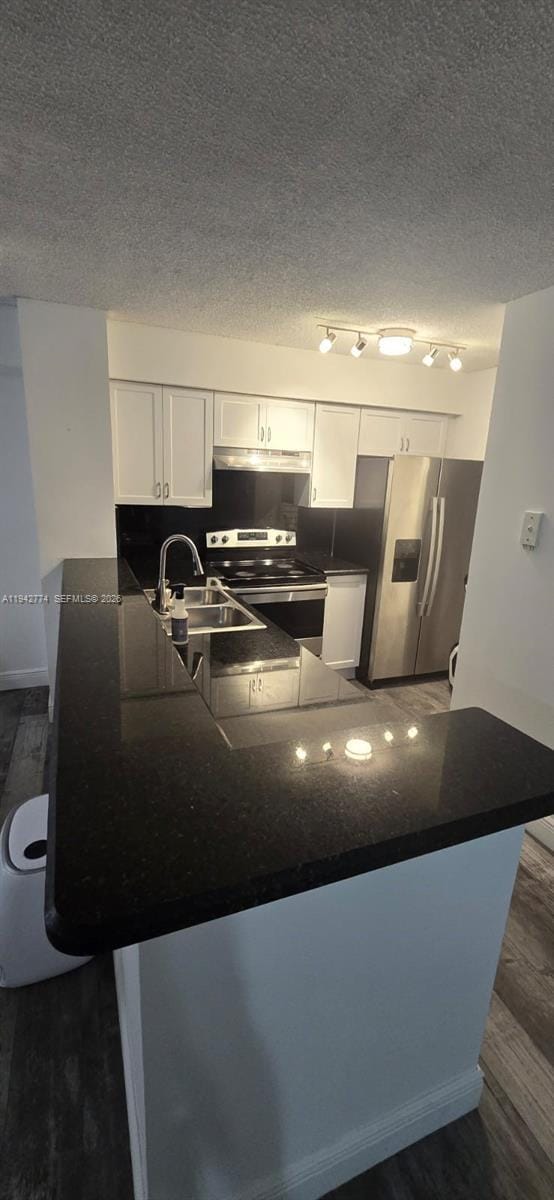 Building Photo - 530 S Park Rd Unit 17-11