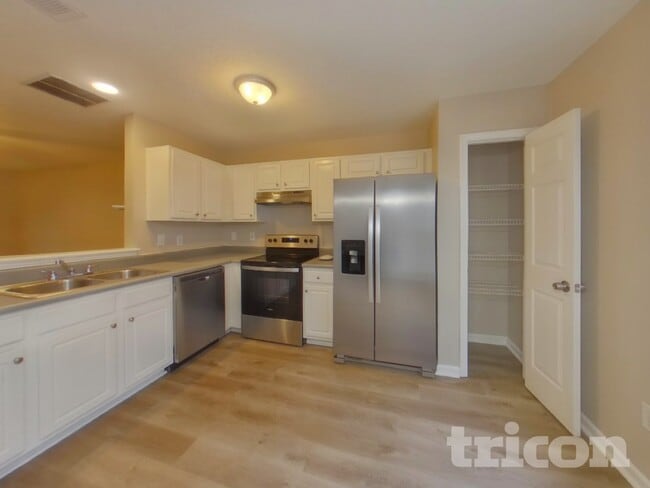 Photo - 151 Prity Ct
