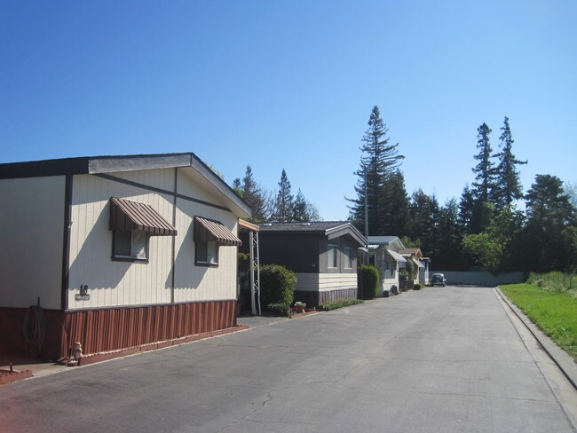 Photo - Morada Mobile Home Park