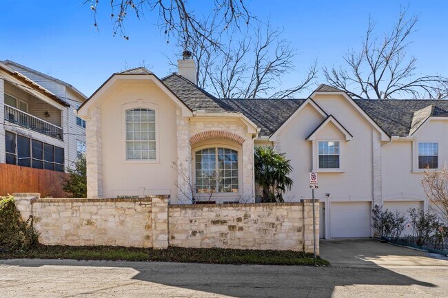 Building Photo - 3203 Tom Green St