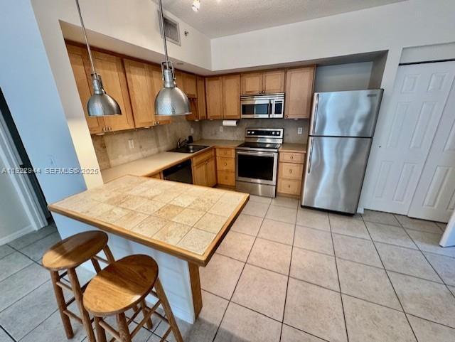 Photo - 2630 SW 28th St Unit 16