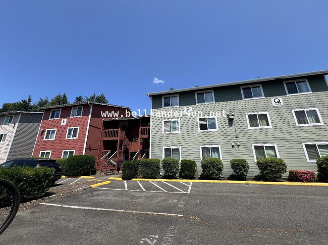 Building Photo - Auburn Retreat with Fireplace Condo Available! Unit P303