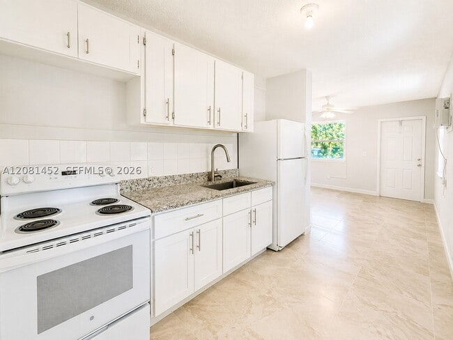 Photo - 2631 NW 6th St