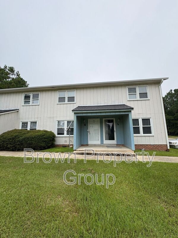 Building Photo - 2127 Grand Prix Dr