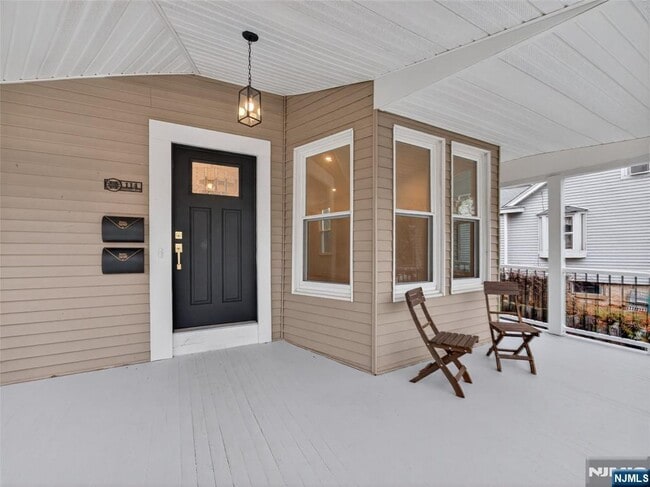 Photo - 114 Colony Ave